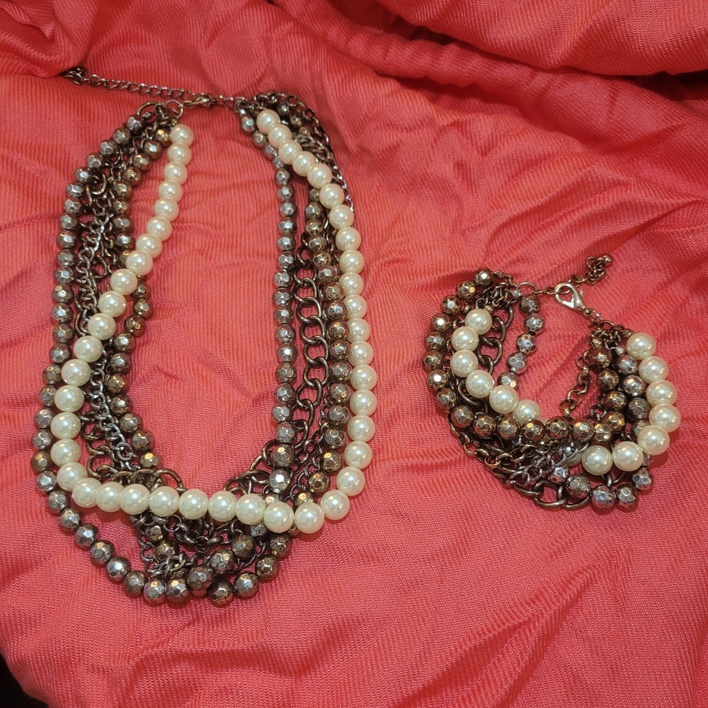 PREMIER DESIGNS Wow Factor 5 Strand Faux Pearl and Chain Necklace & Bracelet Set